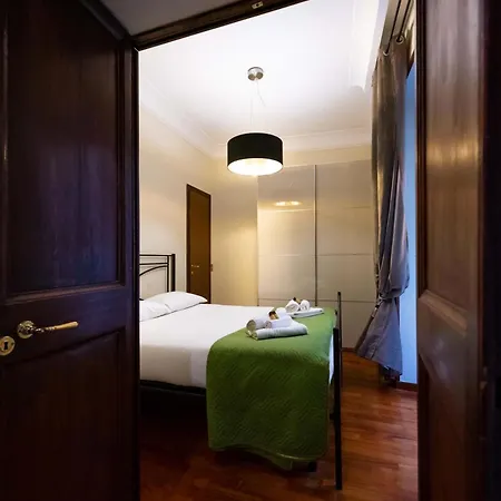 Colosseum At 400 Meters *